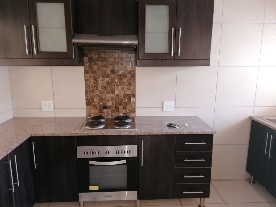 To Let 2 Bedroom Property for Rent in Claremont Upper Western Cape